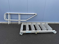 Zarges - aluminium dubbelzijdige oploop trap - afbeelding 3 van  4