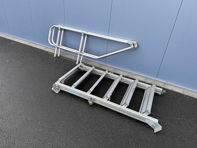 Zarges - aluminium dubbelzijdige oploop trap - afbeelding 4 van  4
