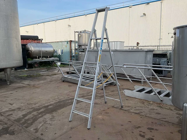 Zarges ladder - afbeelding 1 van  4