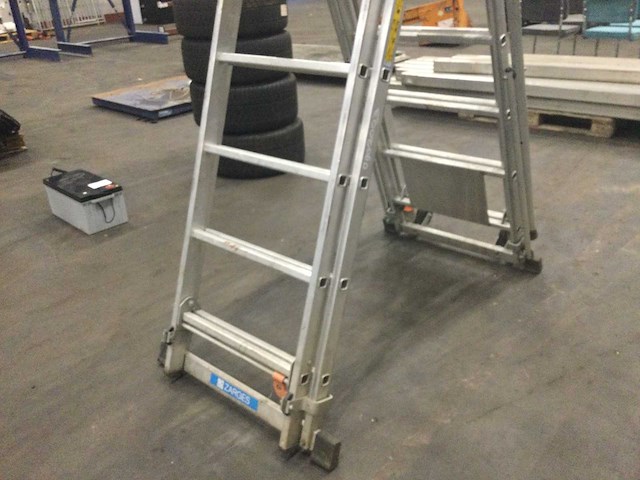 Zarges ns-insta 650 telescopische platvormladder - afbeelding 7 van  8