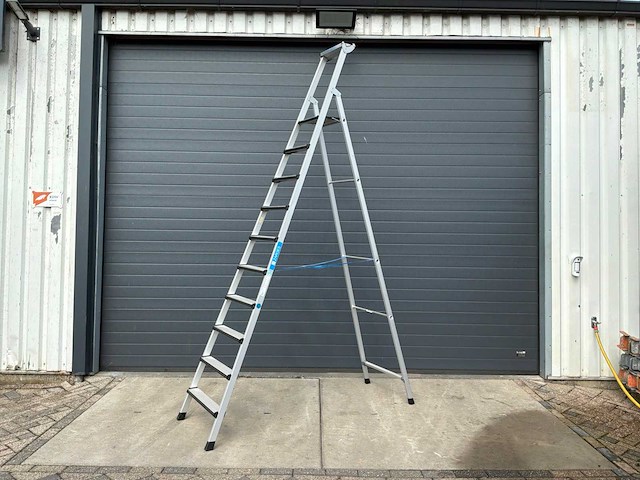 Zarges xl step s 10 platformtrap 1x10 2490mm - afbeelding 1 van  10