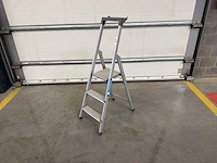 Zarges z200 trap ladder - afbeelding 1 van  4