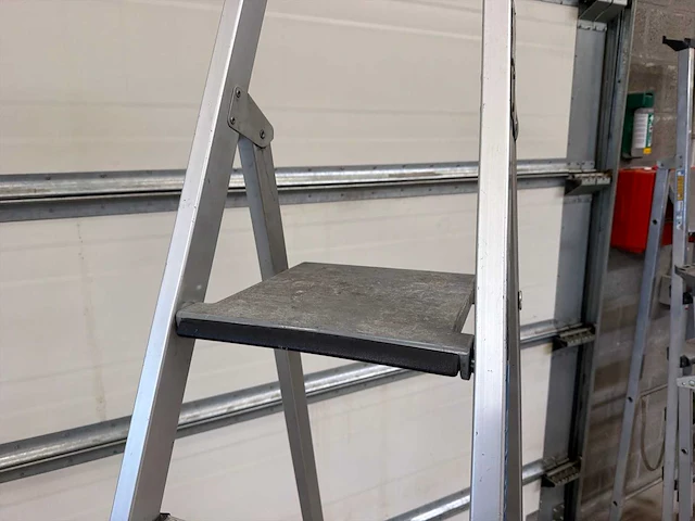 Zarges z600 trap ladder - afbeelding 4 van  5