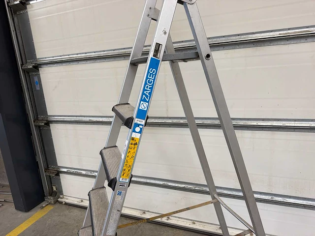 Zarges z600 trap ladder - afbeelding 2 van  5