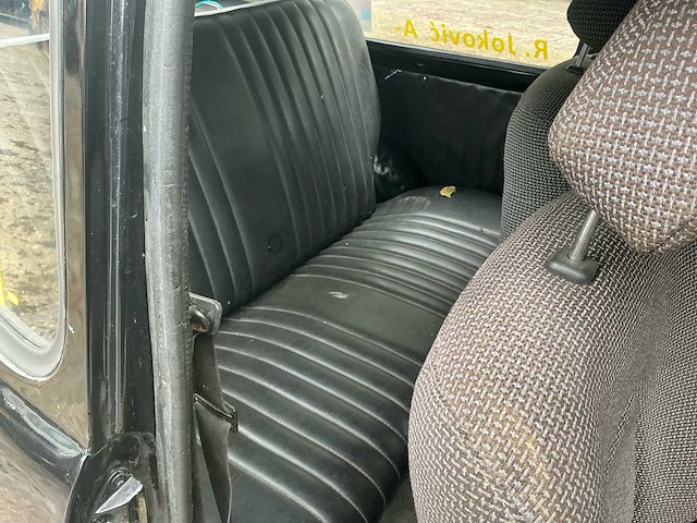 Zastava oldtimer - afbeelding 3 van  16
