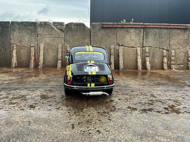 Zastava oldtimer - afbeelding 11 van  16