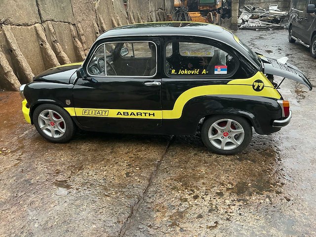 Zastava oldtimer - afbeelding 13 van  16