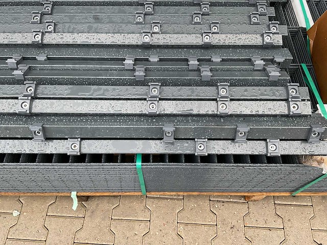 Zaunscout - 1,83x2.5m - dubbelstaaf hekwerk 75 meter - afbeelding 8 van  9