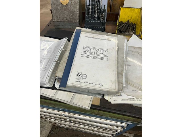 Zayer - 20 kf 2500 - universal milling machine - 1998 - afbeelding 23 van  24