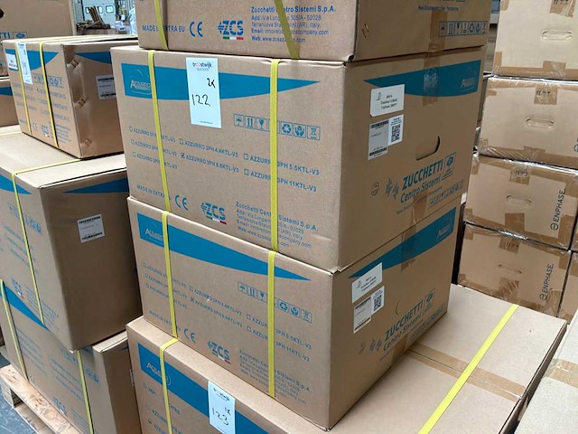 Zcs azzurro 3ph 12ktl-v3 12 kw omvormer (4x) - afbeelding 2 van  4