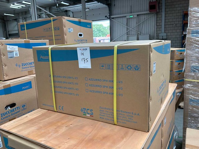 Zcs azzurro 3ph 25ktl-v3 25 kw omvormer - afbeelding 4 van  4
