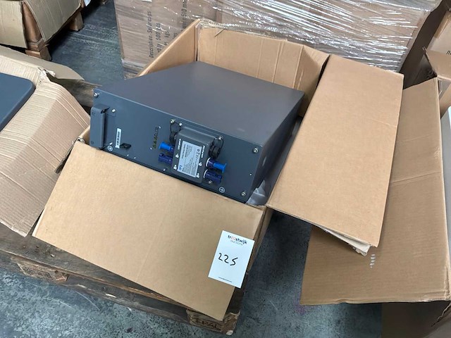 Zcs azzurro hv zbt 5k batterijopslag behuizing - afbeelding 4 van  5