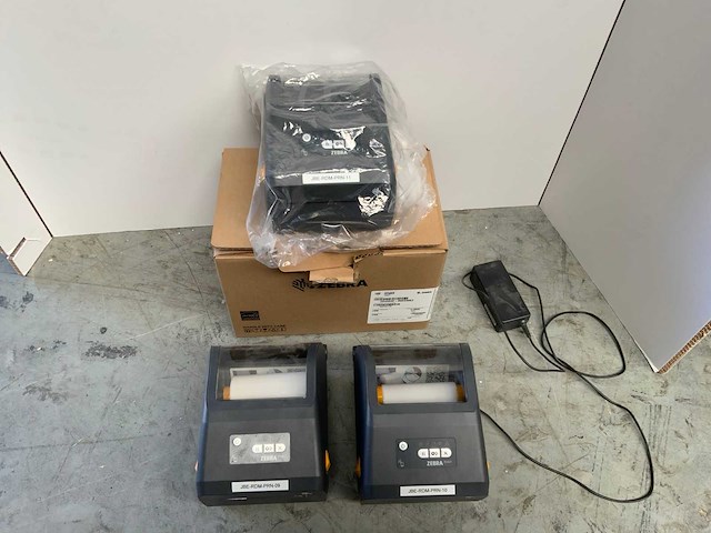 Zebra - zd421 - labelprinter (3x) - afbeelding 1 van  5