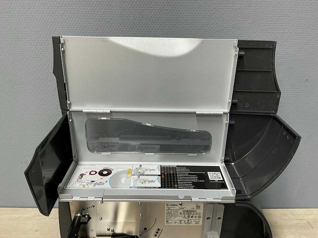 Zebra - zt230 - labelprinter - afbeelding 4 van  13
