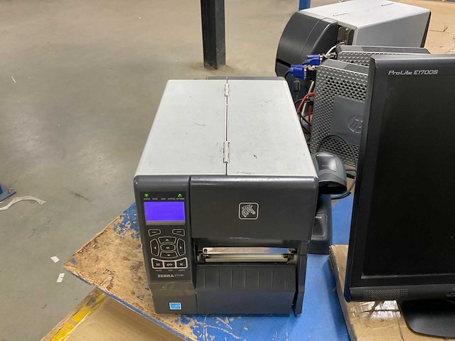 Zebra - zt230 - labelprinter - afbeelding 3 van  4