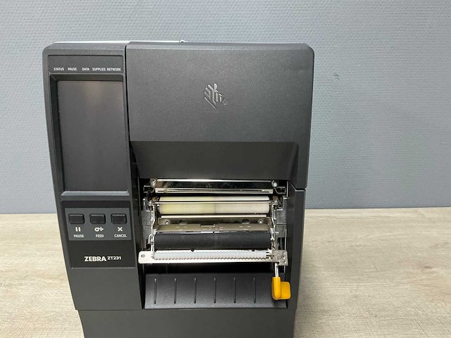Zebra - zt231 - labelprinter - afbeelding 8 van  11