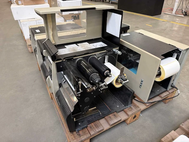 Zebra 170xi4 300 dpi industriële thermische labelprinter - afbeelding 2 van  3