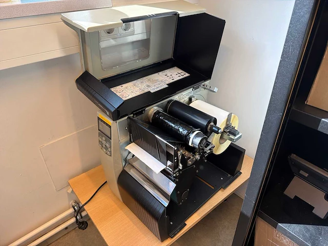 Zebra 170xi4 300 dpi industriële thermische labelprinter - afbeelding 3 van  4