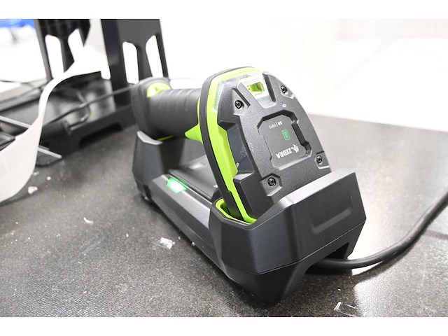 Zebra ds3678 sr fips 1d / 2d high performance barcode scanner - afbeelding 1 van  4