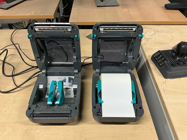 Zebra gk420d labelprinter (2x) - afbeelding 3 van  3