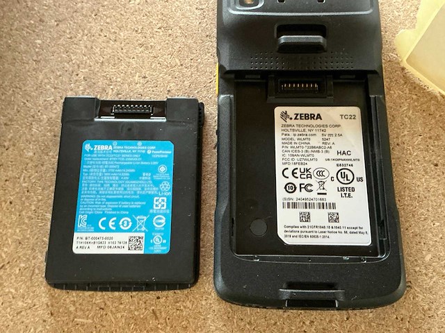 Zebra tc22 / 27 voorraadscanner en laadstation (2x) - afbeelding 2 van  4