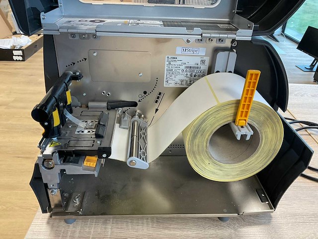 Zebra zt230 labelprinter - afbeelding 3 van  4