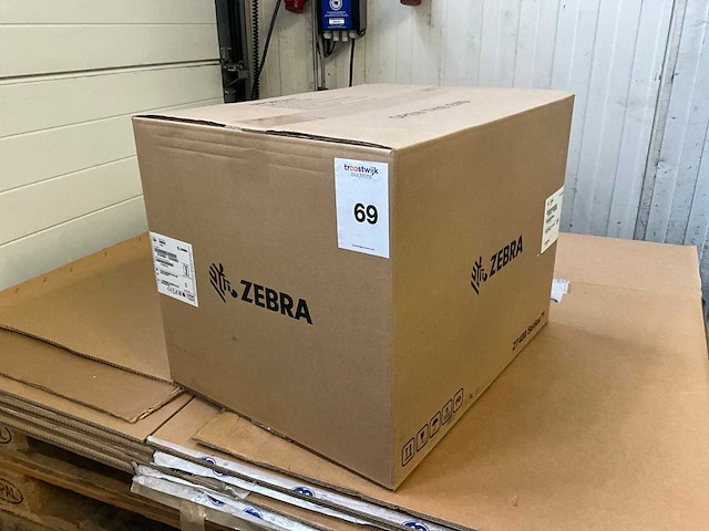 Zebra zt42062-t0e0000z labelprinter - afbeelding 2 van  3