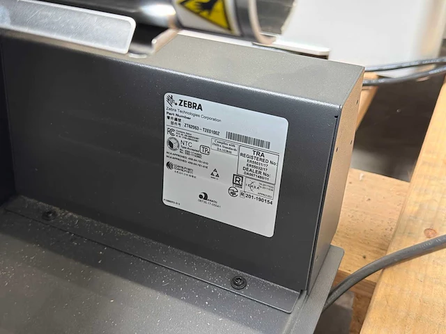 Zebra zt620 industriële thermische labelprinter - afbeelding 6 van  6