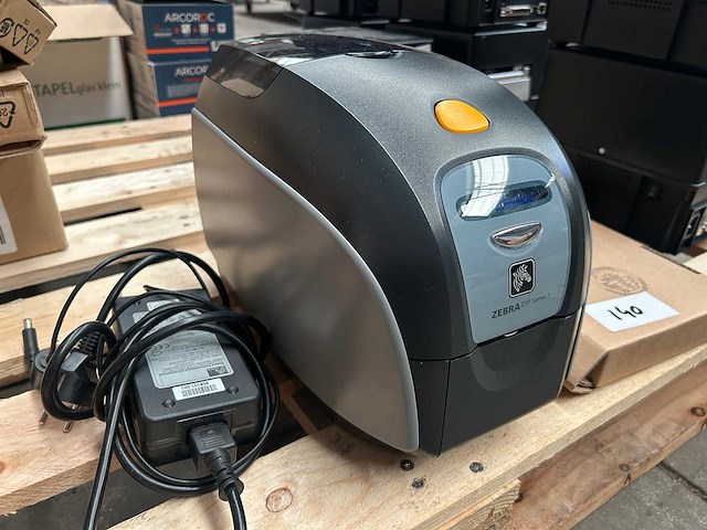 Zebra zxp series 1 kaartprinter / pasprinter - afbeelding 1 van  7