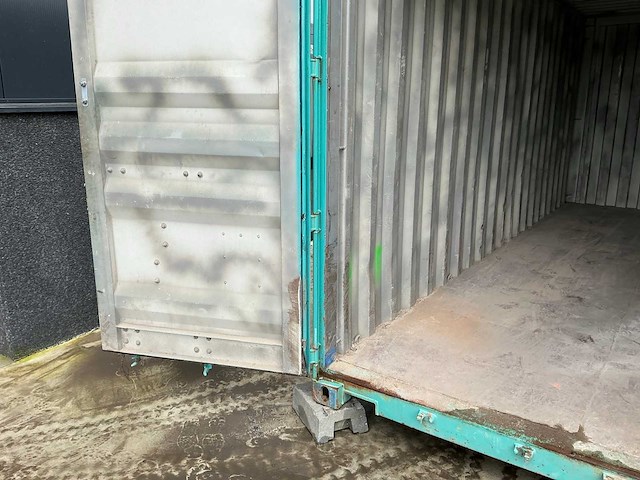 Zeecontainer (20 ft) - afbeelding 17 van  18