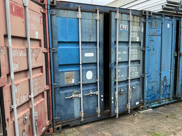 Zeecontainer (20 ft) - afbeelding 1 van  5