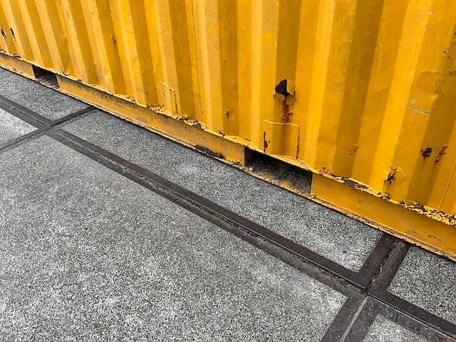 Zeecontainer 20ft haakarm - afbeelding 6 van  12