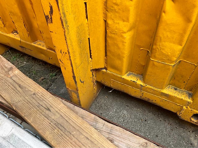 Zeecontainer 20ft haakarm - afbeelding 18 van  20