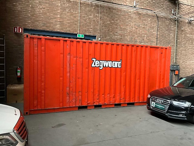 Zeecontainer 20ft v.v. heftrucksledes - afbeelding 1 van  6