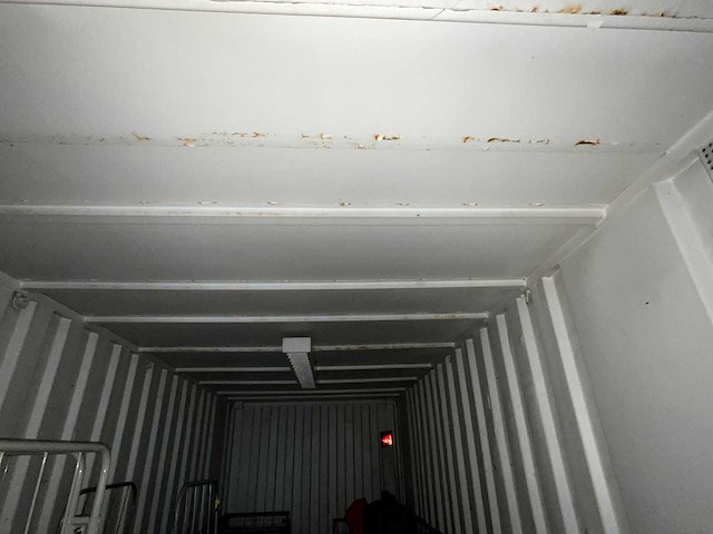 Zeecontainer 20ft v.v. heftrucksledes - afbeelding 2 van  3