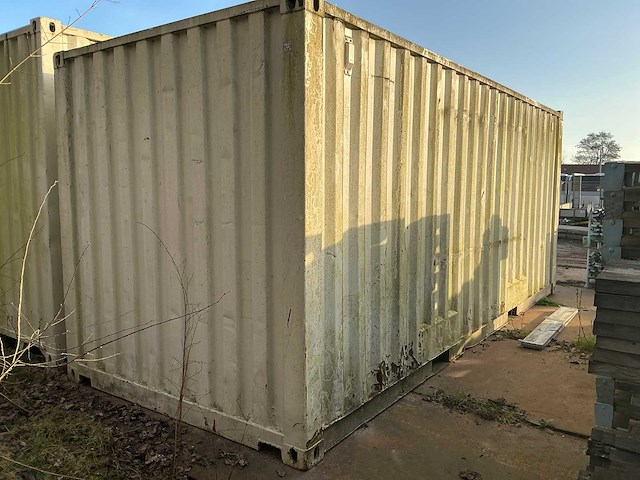 Zeecontainer (20ft) - afbeelding 3 van  4