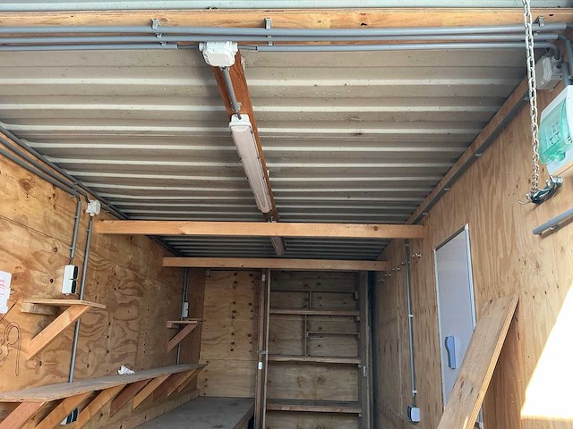 Zeecontainer (20ft) - afbeelding 7 van  7