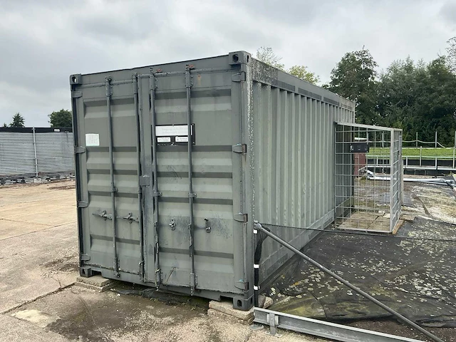 Zeecontainer ‘20ft’ - afbeelding 4 van  8