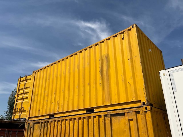 Zeecontainer 20ft - afbeelding 1 van  13