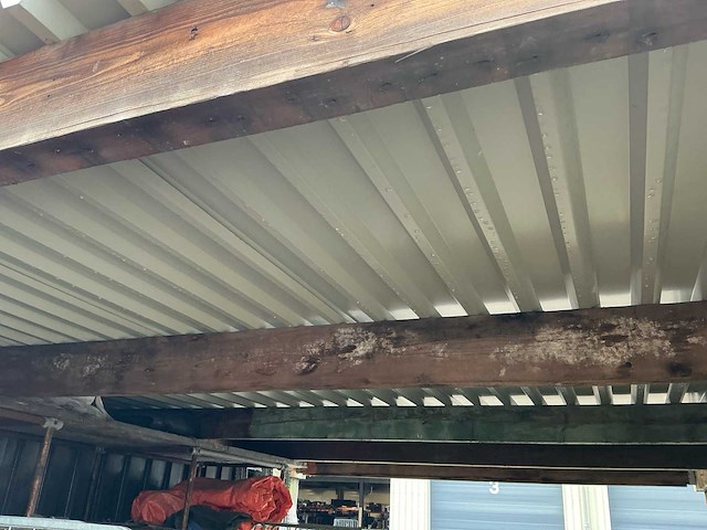 Zeecontainer 2x met overkapping - afbeelding 12 van  15