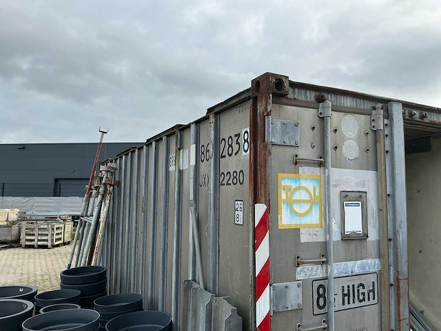 Zeecontainer 2x met overkapping - afbeelding 9 van  15