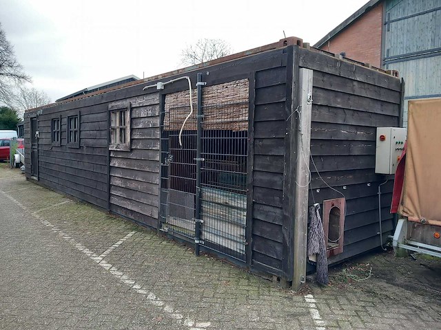 Zeecontainer 40ft mobiele kroeg bruine kroeg - afbeelding 7 van  13