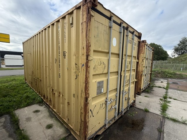 Zeecontainer, geel - afbeelding 1 van  7