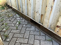 Zeecontainer met diverse hijsmiddelen - afbeelding 9 van  11
