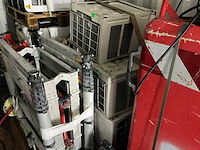 Zeecontainer met gereedschap - afbeelding 5 van  28