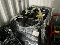 Zeecontainer met gereedschap - afbeelding 9 van  28