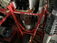 Zeecontainer met gereedschap - afbeelding 10 van  28