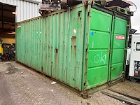 Zeecontainer met gereedschap - afbeelding 1 van  28