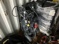 Zeecontainer met gereedschap - afbeelding 13 van  28