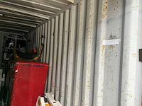 Zeecontainer met gereedschap - afbeelding 20 van  28